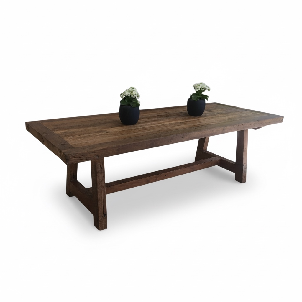 Table DIN003